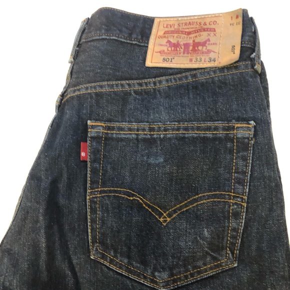 Levi 501. Mens Jeans Size 33W 34L - Picture 1 of 3